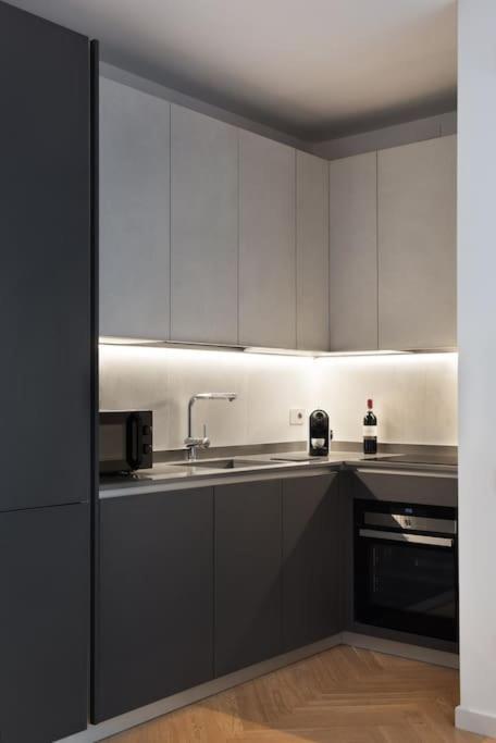 Idyllia - Vesta Luxury Apartment ローマ エクステリア 写真